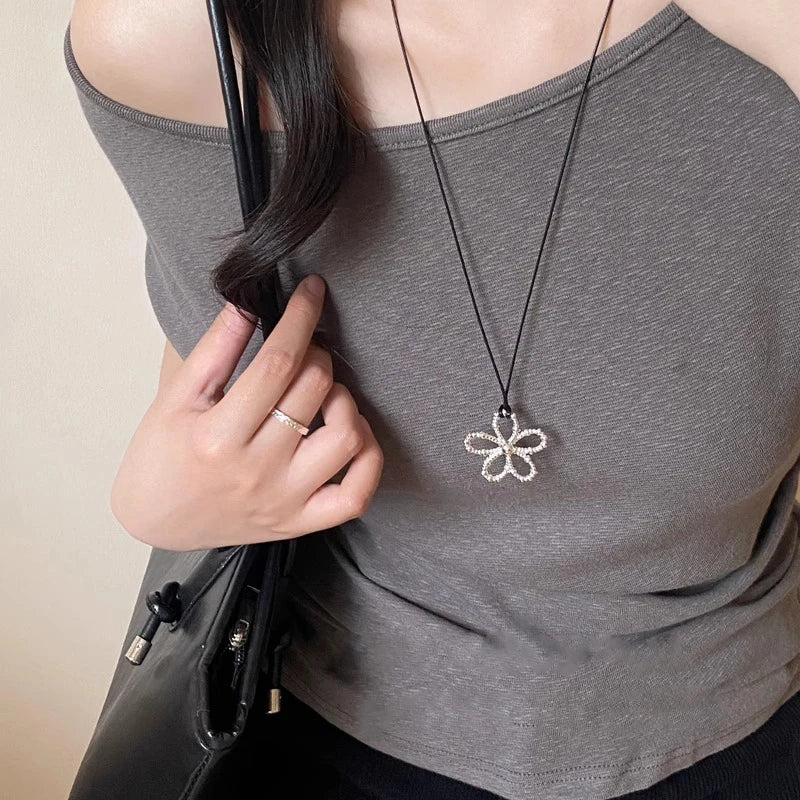 Vintage Metal Bead Hollow Flower Pendant Necklace